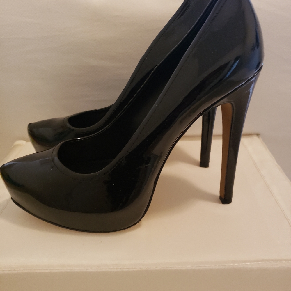 Jessica Simpson Black Patent Leather Heels